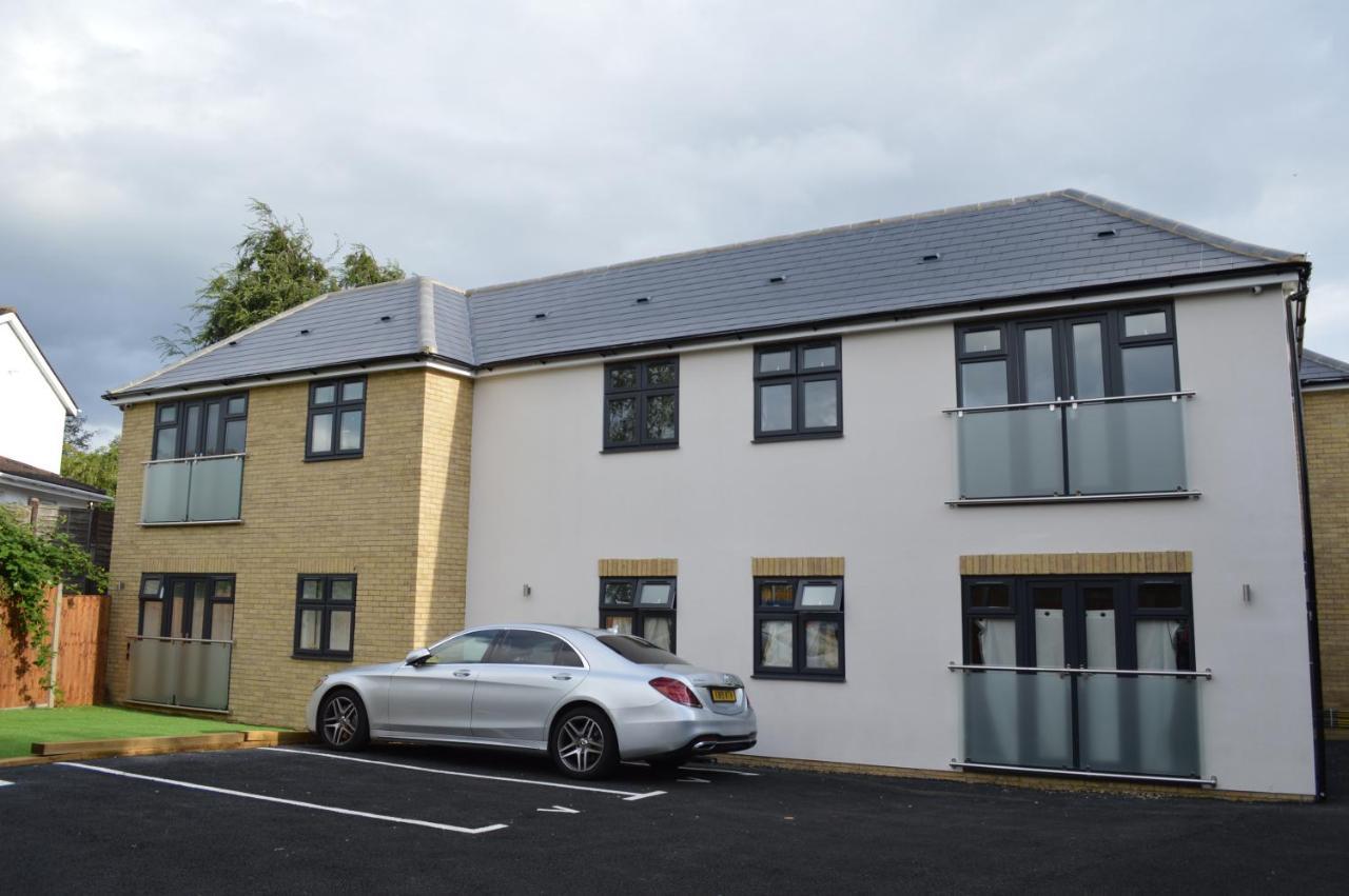 Hatfield Haven - Modern 2-Bed Retreat Near Uni, Business Park & City Center, Free Parking, Big Savings On Longer Stays المظهر الخارجي الصورة